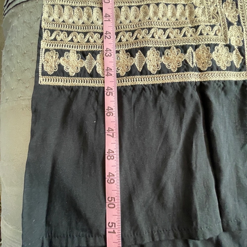 Authentic Egyptian Gallabiyah Kaftan with Beaded Head Scarf - Picture 11 of 12